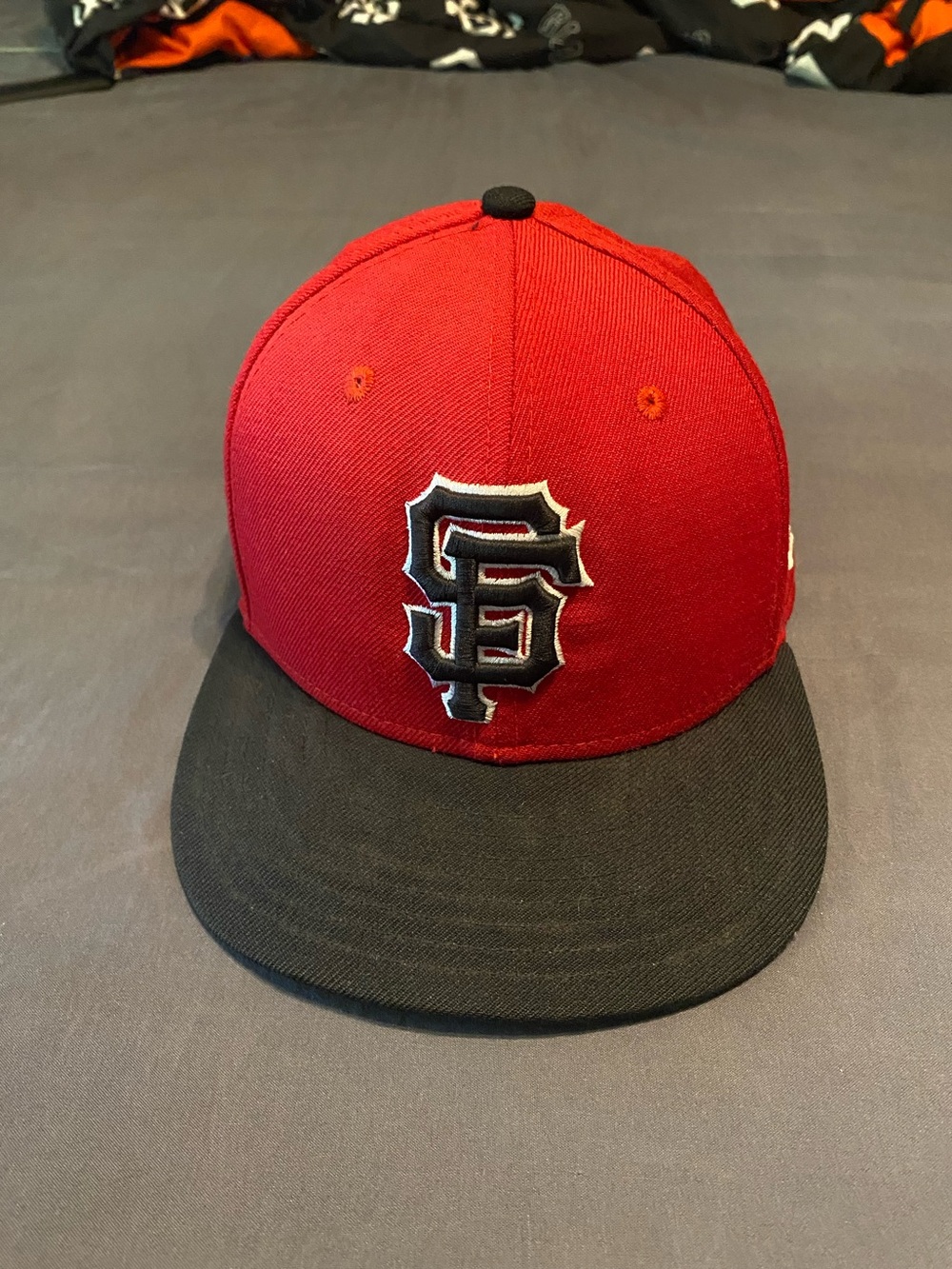 New Era SF Giants Red n Black Fitted Baseball Cap